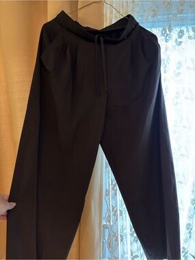 Brown Uniqlo Drawstring pants - lightweight (size x-small)